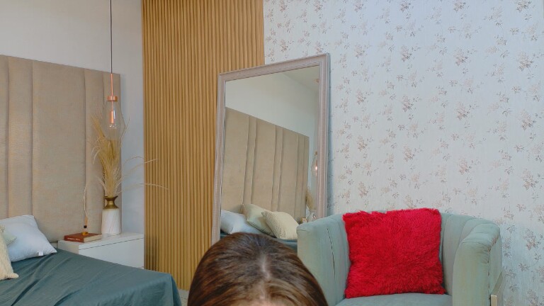 Saraa_Castillo's Streamate show and profile