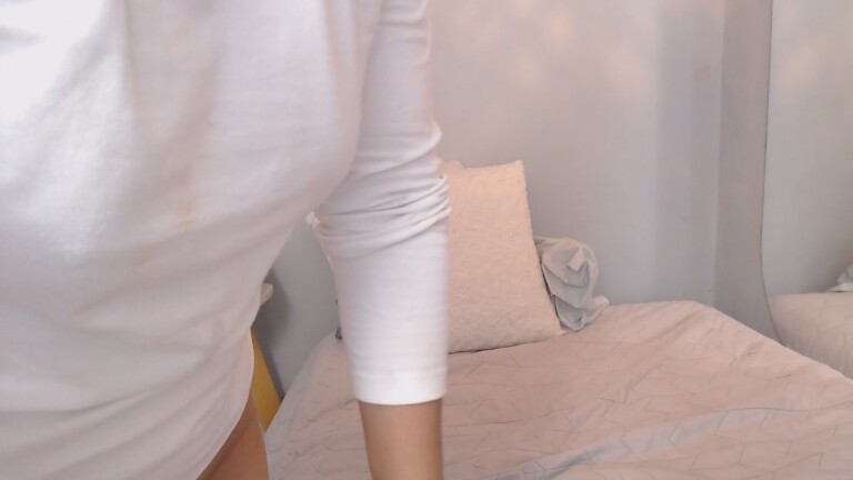 ThayssaRoss's Streamate show and profile