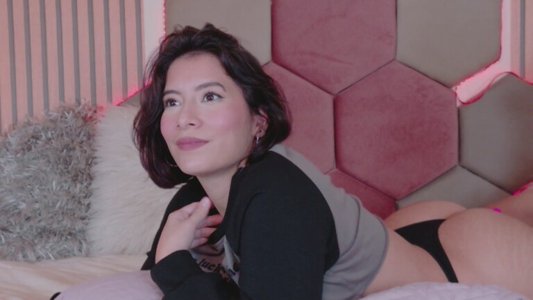 EivaStone's Streamate show and profile