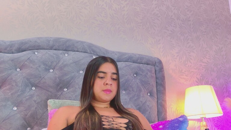 ZafiroClean's Streamate show and profile