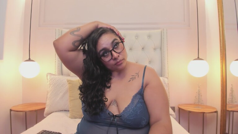 ViickyLee's Streamate show and profile