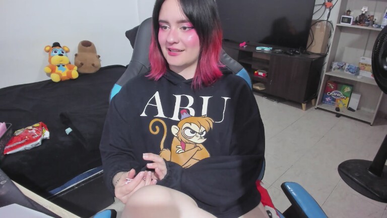 Red_Pandemonium's Streamate show and profile