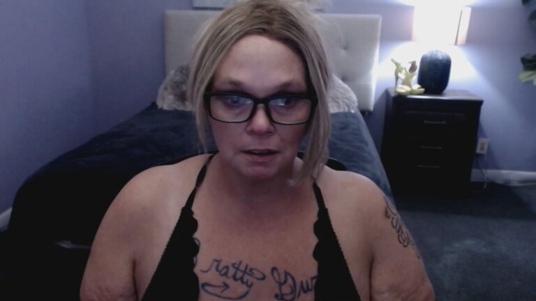BoujeeNBratty's Streamate show and profile