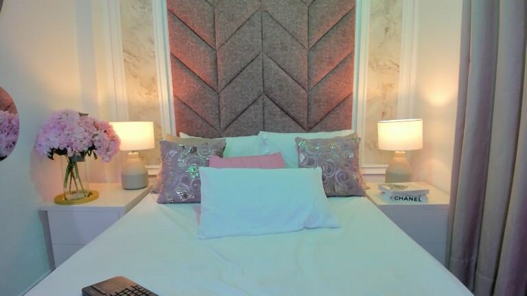 SusySwift's Streamate show and profile