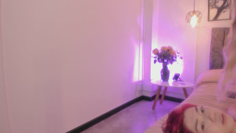 AndyyandEmmaa's Streamate show and profile