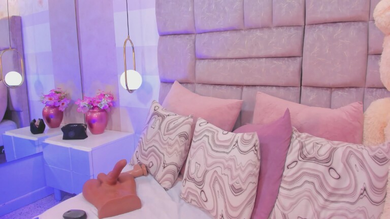 norazap's Streamate show and profile