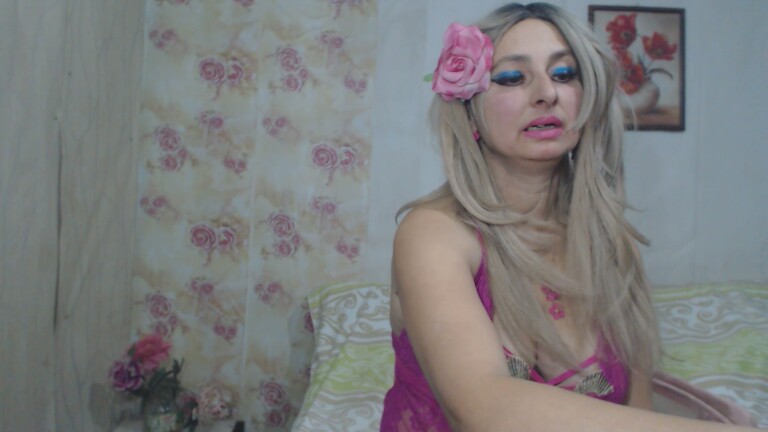 Rosemary31's Streamate show and profile