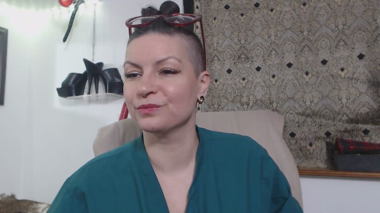 TheeLadyKatrina's Streamate show and profile