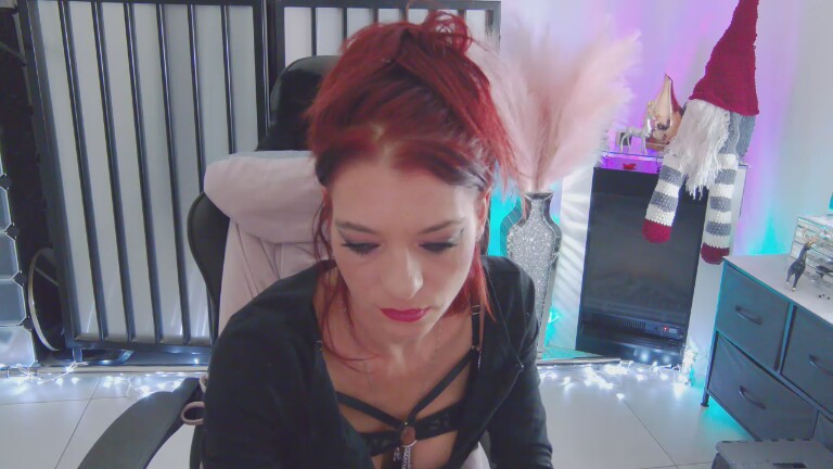 adixia's Streamate show and profile