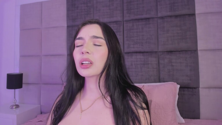 AlexaSalvator's Streamate show and profile