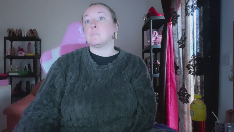 GoddessKisica's Streamate show and profile