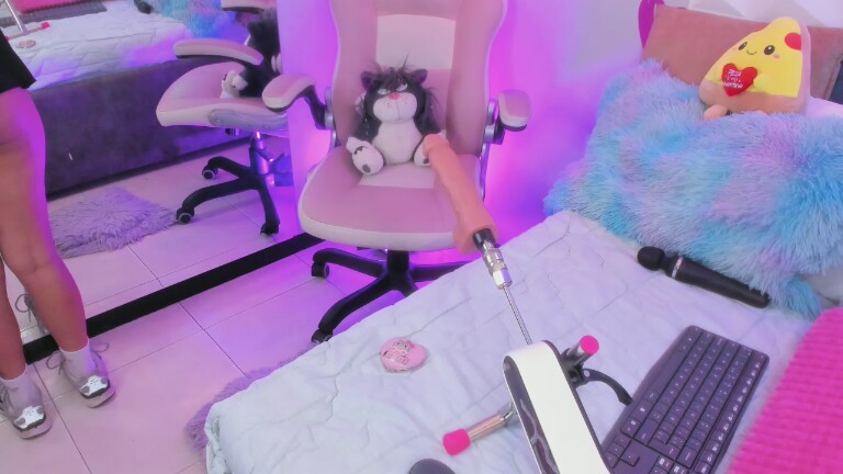 LindaWatsonz's Streamate show and profile