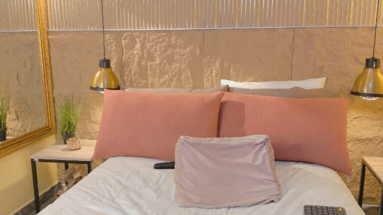 GillianRowe's Streamate show and profile