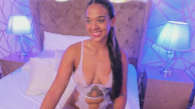 SaschaFit's Streamate show and profile