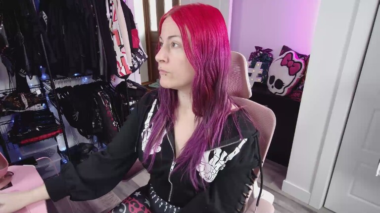 missgennyrock's Streamate show and profile