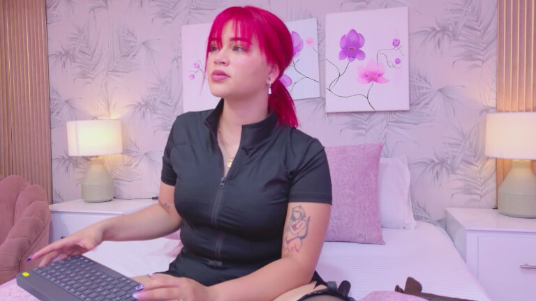 SerenaFoox's Streamate show and profile