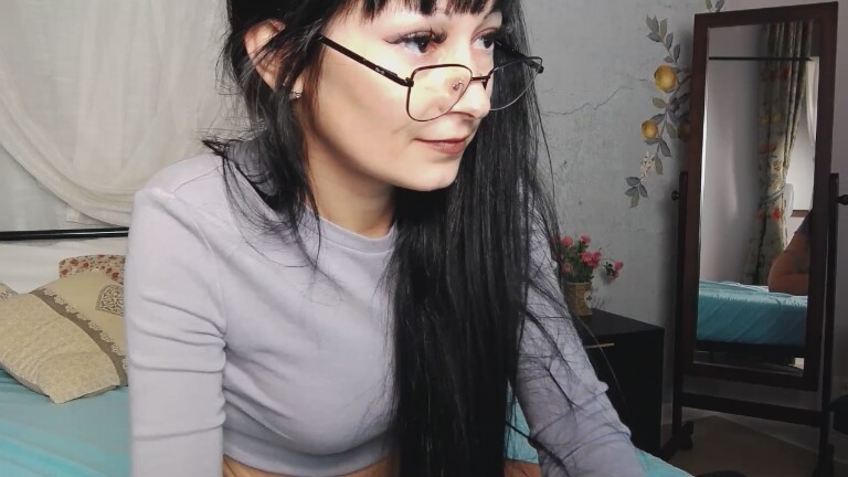 LEAAH's Streamate show and profile