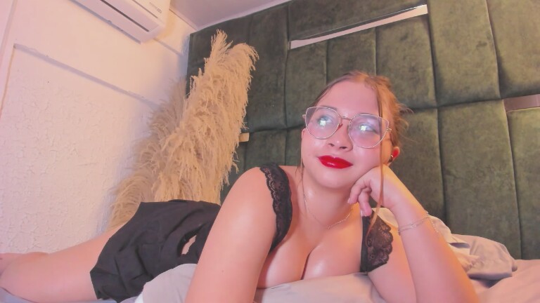 aliciiawhite's Streamate show and profile