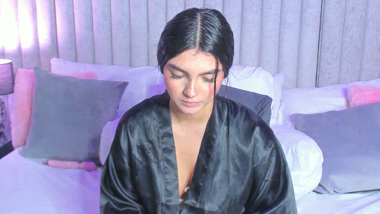 SamiLewis's Streamate show and profile