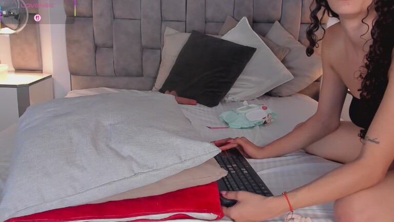 JuliettaBleer's Streamate show and profile