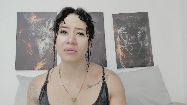 AngelMartins's Streamate show and profile