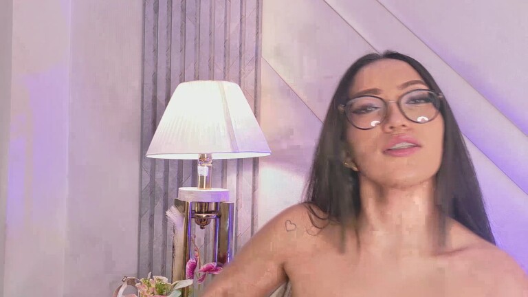 NaomiBendz's Streamate show and profile