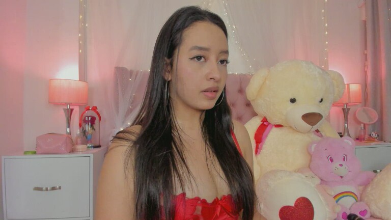 AlexandraWinterr's Streamate show and profile