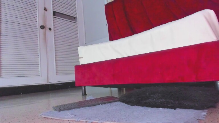 MAISEHILL19's Streamate show and profile