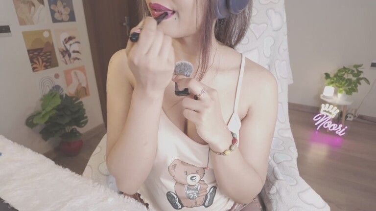 NaughtyNoori's Streamate show and profile