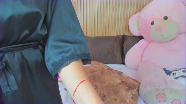 HemmaThompsonn's Streamate show and profile