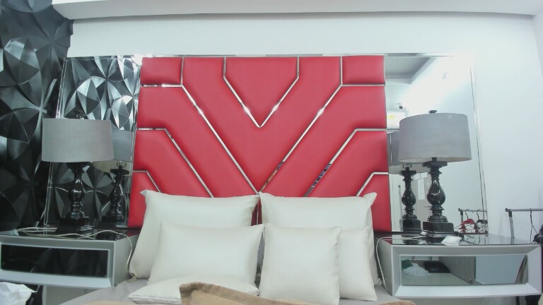 JadeHillss's Streamate show and profile