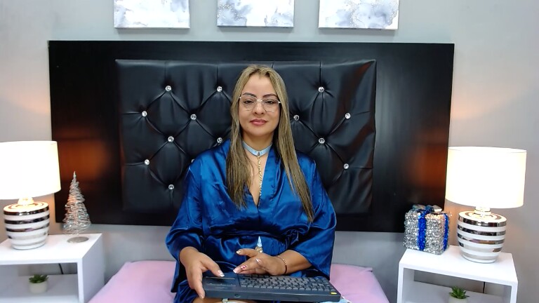 Laureen_Steele's Streamate show and profile