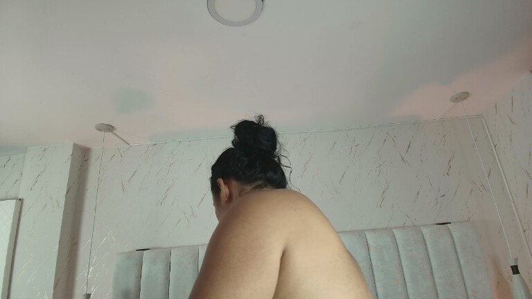 BETTY_BOOGB's Streamate show and profile