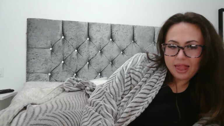 DaniellaDrainz's Streamate show and profile