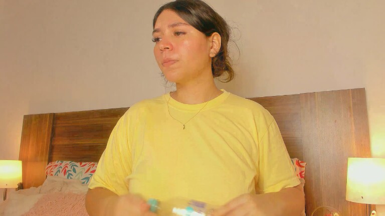 ameliesummers's Streamate show and profile