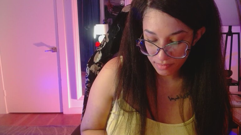 CallMeCharlotte's Streamate show and profile