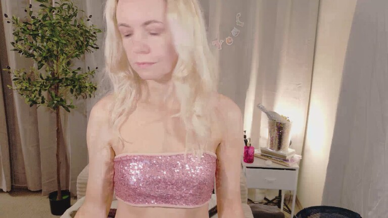 SophiaSinclaireX's Streamate show and profile