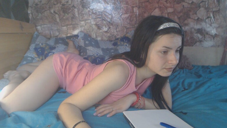 SELYINA's Streamate show and profile