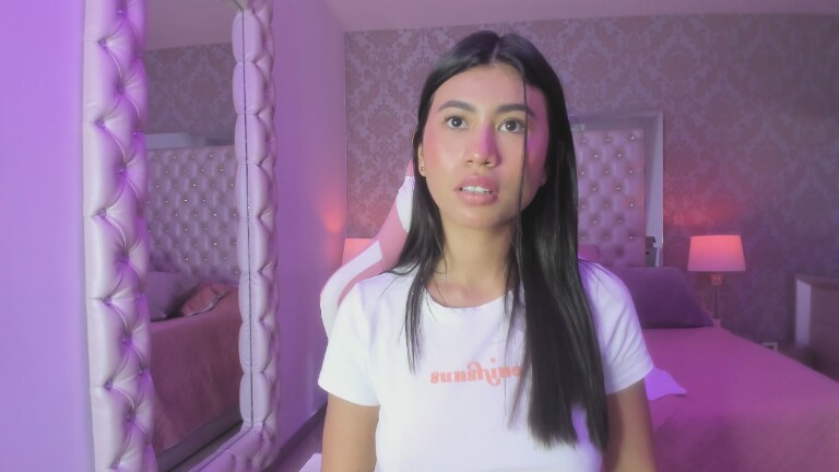 LylaKarl's Streamate show and profile