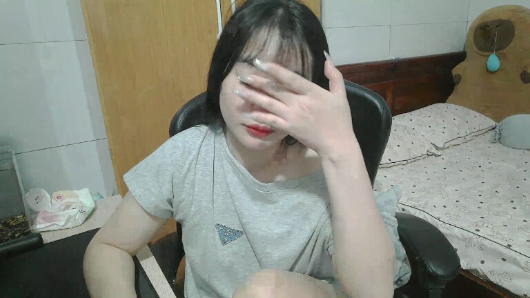 Lilybelle039's Streamate show and profile