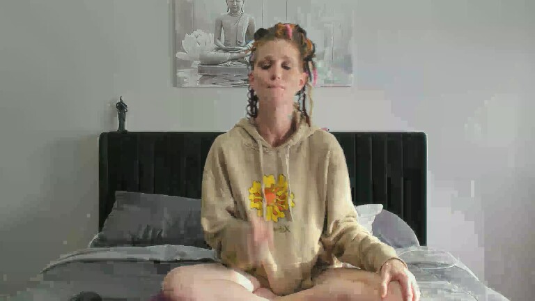 MariahKash's Streamate show and profile