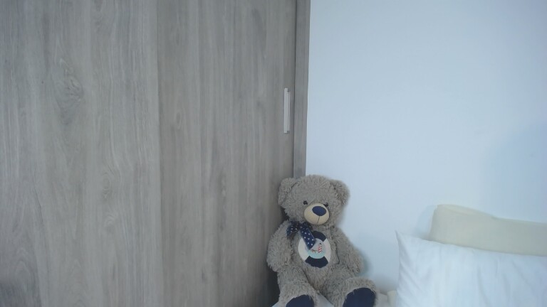 AliciaFox's Streamate show and profile