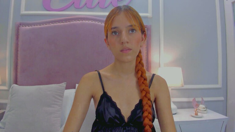 LeaThomsonn's Streamate show and profile