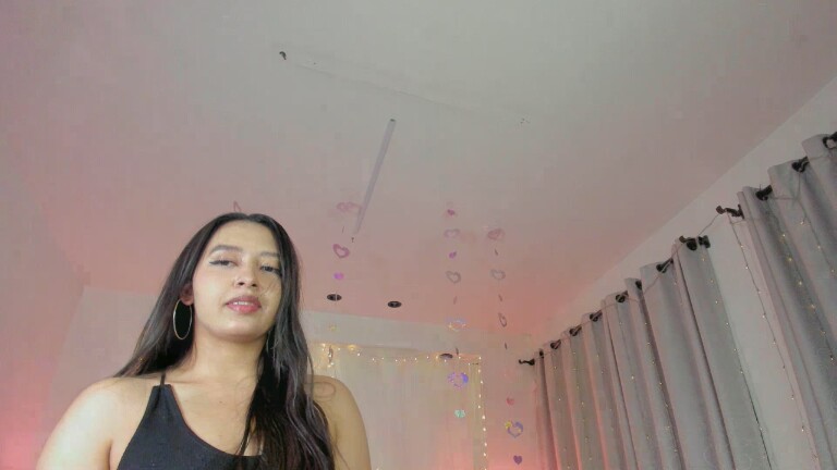 AlexandraWinterr's Streamate show and profile