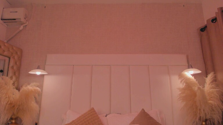 NikoJhon's Streamate show and profile