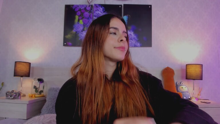 SamanthaaWoods's Streamate show and profile