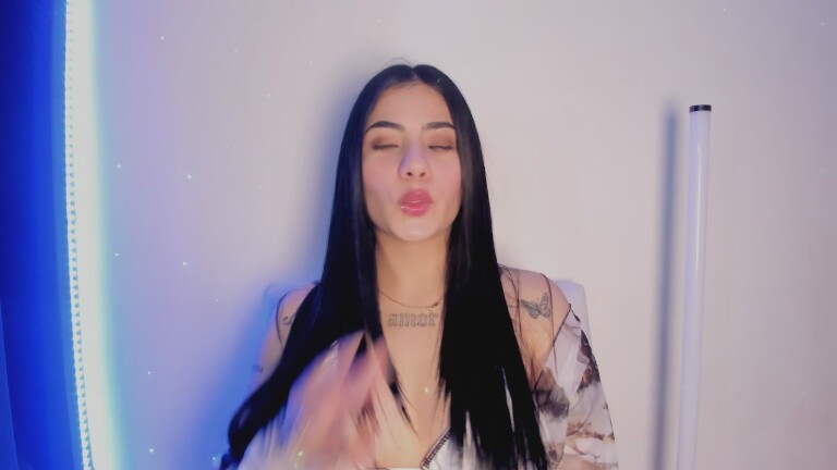 NatalieBluee's Streamate show and profile