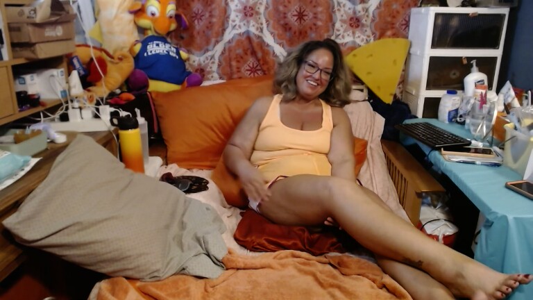 ClaudiaMidwestWife's Streamate show and profile