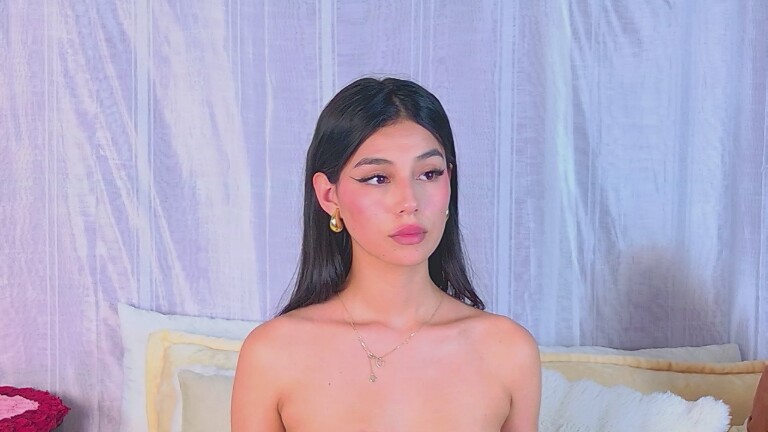 GinaSalvatore's Streamate show and profile