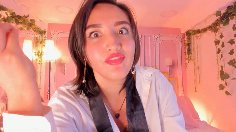 NaraSuarez's Streamate show and profile